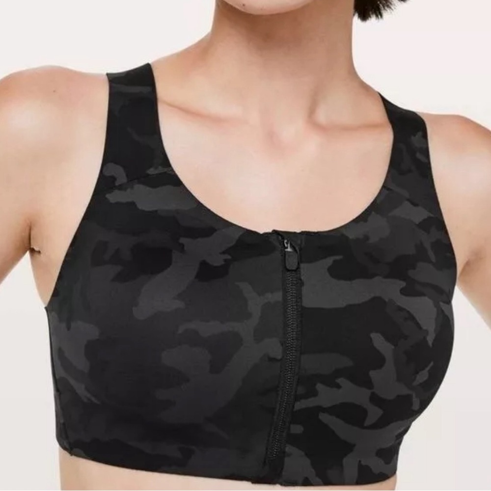 LULULEMON  Woman's  Sports Bra Elite Zip Up Bra Camo Color  size 36D